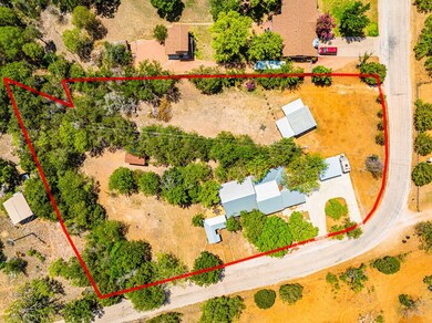 672 Bob Moritz Dr, Fredericksburg, TX 78624 - photo 3