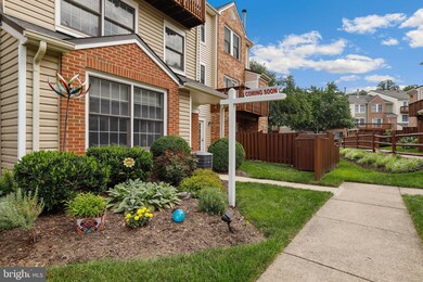 4053 Chetham Way unit 18-191, Woodbridge, VA 22192 - photo 2