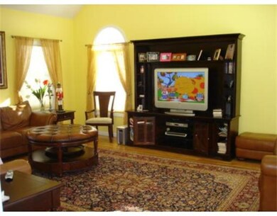 49 Brown St unit 49, Maynard, MA 01754 - photo 6