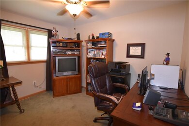 2715 15th St, Columbus, IN 47201 - photo 6