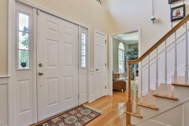 47 Lexington Cir, Holden, MA 01520 - photo 3