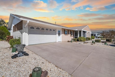 829 Fox Hills Dr, Sun City Center, FL 33573 - photo 2