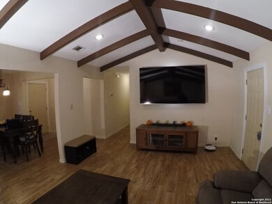 8411 Flint Rock Dr, Boerne, TX 78006 - photo 3