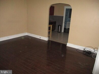 2339 W Marshall Rd unit 2ND FLOOR, Lansdowne, PA 19050 - photo 3