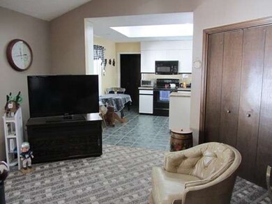 125 Sweetfern Dr, West Springfield, MA 01089 - photo 7