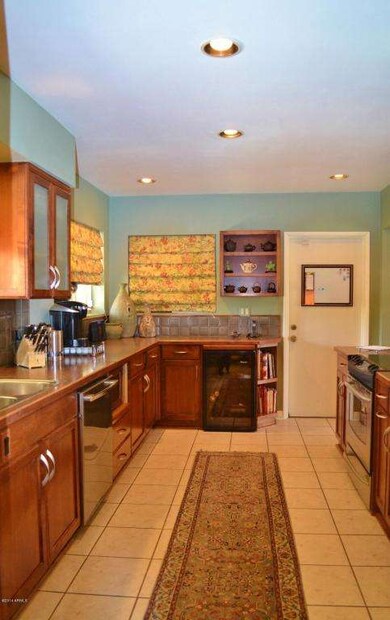 Ocotillo kitchen 4