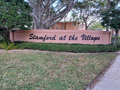 1956 Hartford Ct unit 25D, West Palm Beach, FL 33409 - photo 2