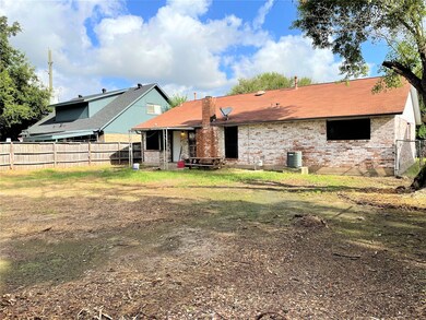 2531 Woodsdale Blvd, Houston, TX 77038 - photo 6