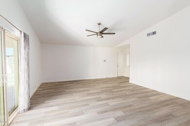 9611 N 53rd Ave, Glendale, AZ 85302 - photo 6