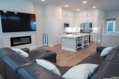 8851 Oakland Rd unit 47, San Antonio, TX 78240 - photo 5