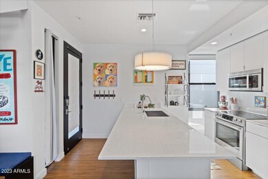 06-Kitchen