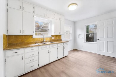 4360 Westway St, Toledo, OH 43612 - photo 5