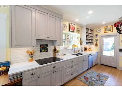 600 Garrison St, the Dalles, OR 97058 - photo 4