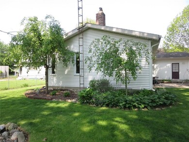 405 Lewis Ln, Covington, IN 47932 - photo 6