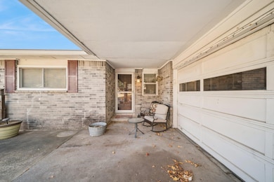 3-web-or-mls-2922-w-65th-st