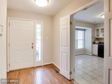 9021 Blarney Stone Dr, Springfield, VA 22152 - photo 2