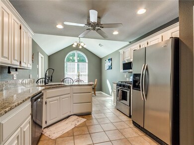 119 Camaron Dr, Shawnee, OK 74804 - photo 6