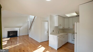 9445 Gentle Cir, Montgomery Village, MD 20886 - photo 6