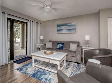 Living room 4