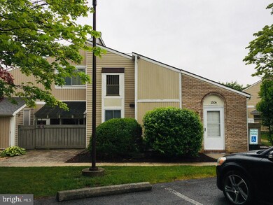 1506 Kensington Dr, Hagerstown, MD 21742 - photo 2