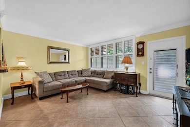 9121 Sunrise Lakes Blvd unit 106, Sunrise, FL 33322 - photo 2