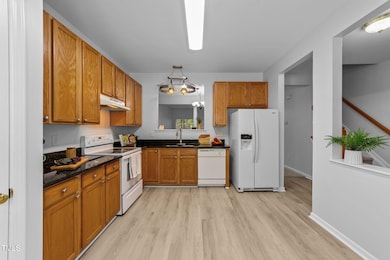 29 Edgebrook Cir, Durham, NC 27703 - photo 5