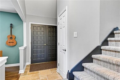 8629 Alden St, Lenexa, KS 66215 - photo 4