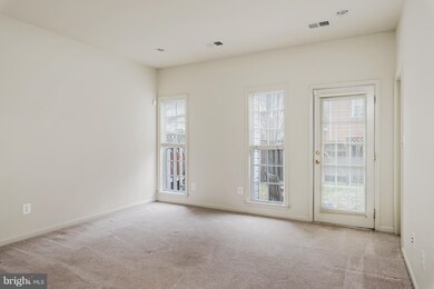 21931 Bayard Terrace, Broadlands, VA 20148 - photo 4