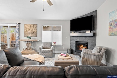 518 Sarah Renee Ave SE, Salem, OR 97306 - photo 7