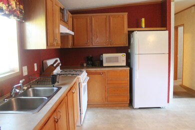 475 Newark Ave, Thornville, OH 43076 - photo 6