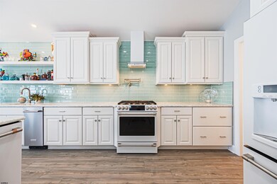 223 6th St N, Brigantine, NJ 08203 - photo 6