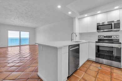 Starlight Towers unit 7C, Lauderdale By the Sea, FL 33308 - photo 6