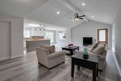 10122 Swirling Winds Dr, Houston, TX 77086 - photo 4