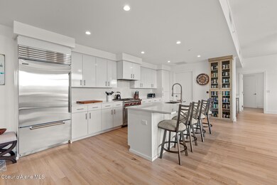 OneLakeside1203-6