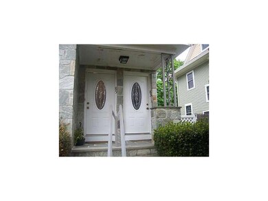 83 Bluff Ave, Cranston, RI 02905 - photo 2