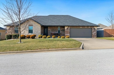 813 S Eastridge, Nixa, MO 65714 - photo 2