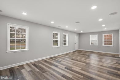 201 Washington Grove Ln, Gaithersburg, MD 20877 - photo 5