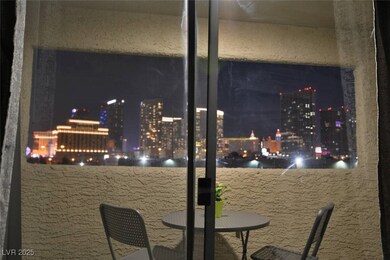 Detailed view of a view of city lights