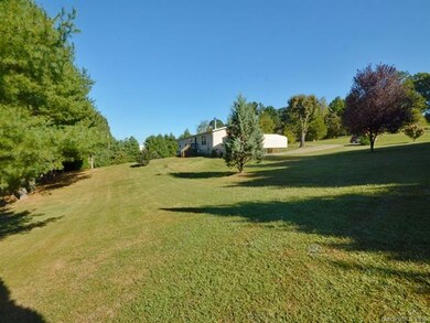 241 W Walt Haven Dr, Leicester, NC 28748 - photo 5