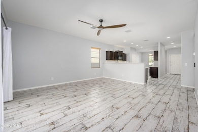 8221 W Atlantis Way, Phoenix, AZ 85043 - photo 3