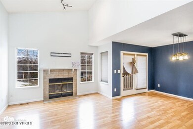 04-Living Room_KI_009