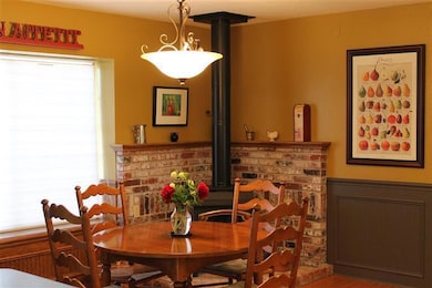 935 Old Stage Rd, Central Point, OR 97502 - photo 7