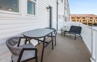 77 SW Driftwood Cir, Oceanport, NJ 07757 - photo 6