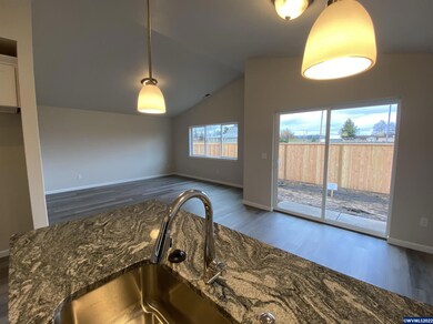 1890 SE Mulberry Ave, Dallas, OR 97338 - photo 6