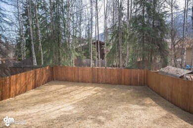 9421 W Kanaga Loop Anchorage-large-003-B