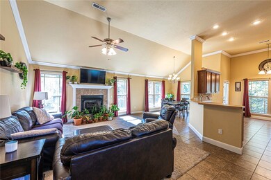 11 Cumbrian Dr, Bella Vista, AR 72714 - photo 4