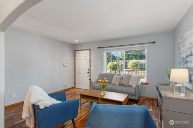 11705 2nd Dr SE unit A, Everett, WA 98208 - photo 2