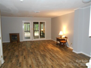 829 Coventry Ln, Statesville, NC 28677 - photo 6