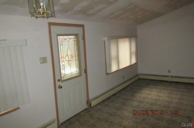 450 Stoneridge Rd, Emmaus, PA 18049 - photo 2