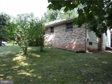 323 Alleghenyville Rd, Mohnton, PA 19540 - photo 2